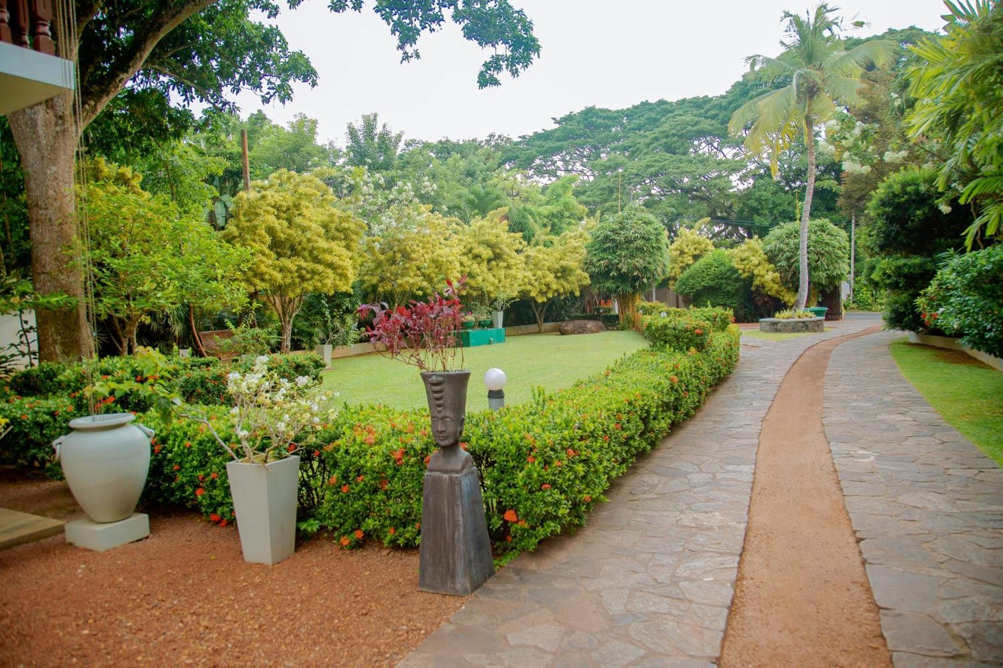 Rockery Villa Ayurveda Bentota Exterior foto